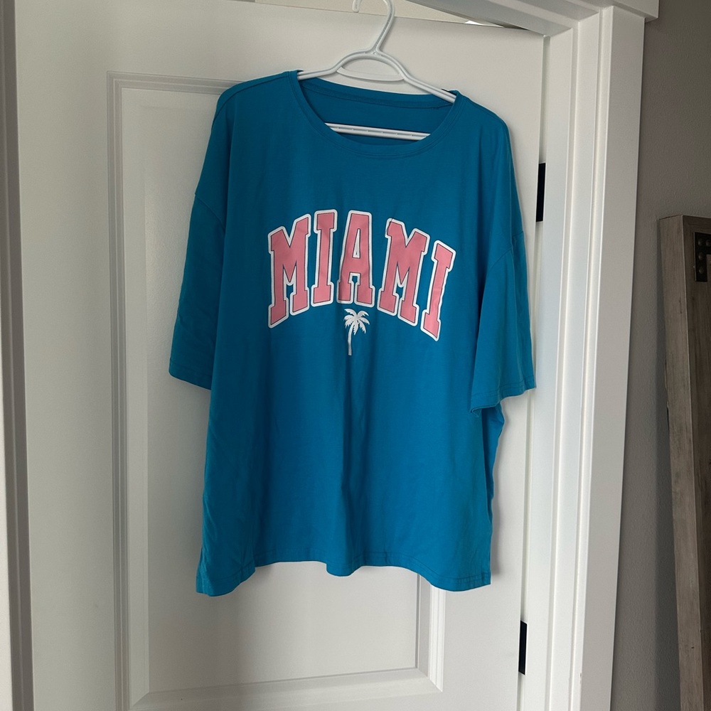Blue Graphic Women's Top Oversized Miami Size XL 12 - Picture 2 of 2